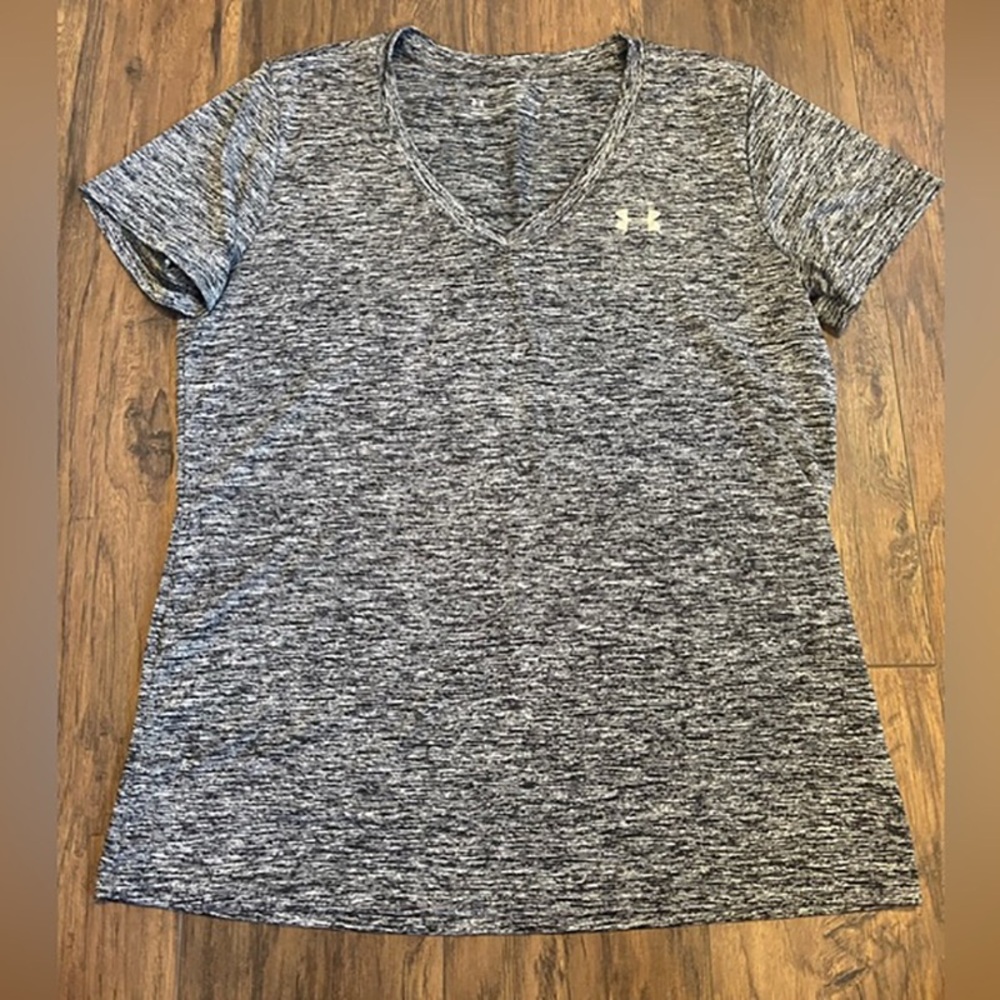 Under Armour Women's Heathered Black V-Neck Tee
